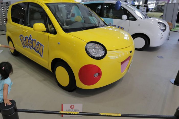 Ilustračný obrázok k článku Z KAŽDÉHO KÚTA: Do ulíc vyrazili hasičské autá i tí, čo naháňajú pokémonov