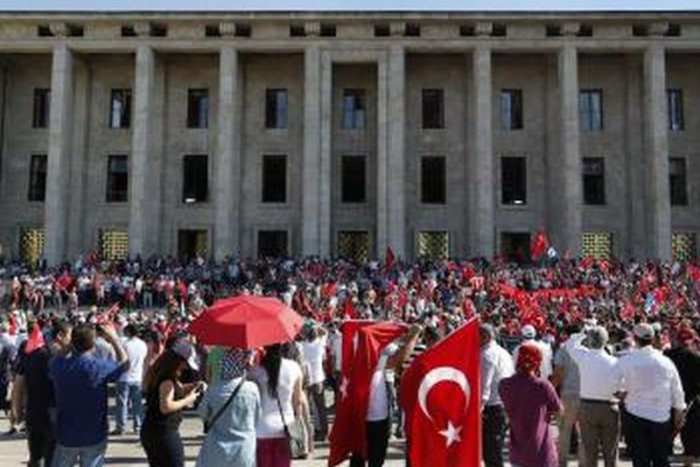 Ilustračný obrázok k článku VIDEO: Štátny prevrat v Turecku: Takmer 300 mŕtvych! Sú Slováci v ohrození?