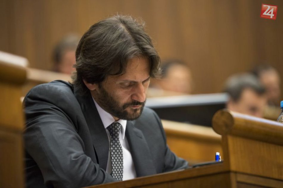 Ilustračný obrázok k článku Robert Kaliňák bude čeliť odvolávaniu: Opozícia zozbierala podpisy