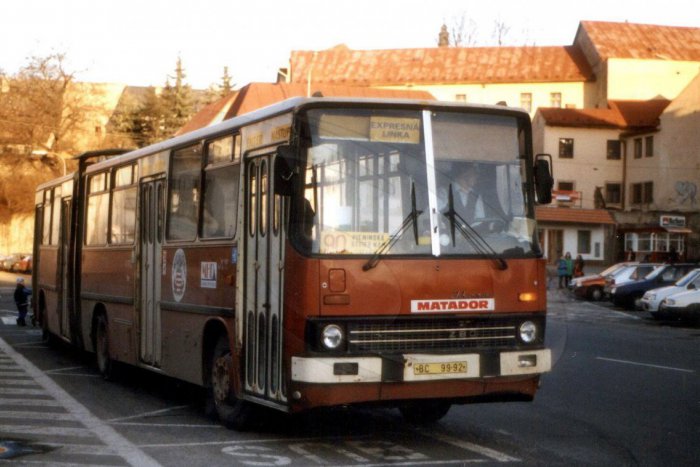 Ilustračný obrázok k článku Nezmyselné zmeny aj pokusy o nočnú dopravu. Kľúčové míľniky v histórii bystrickej MHD