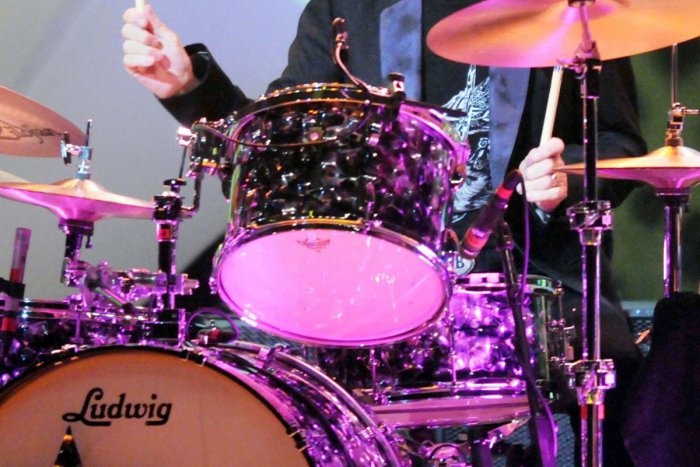 Ilustračný obrázok k článku Festival peknej hudby so vzácnym hosťom: Jeden z najlepších bubeníkov sveta!