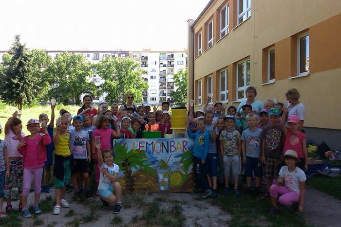 Ilustračný obrázok k článku Úsmevy na tvárach prázdninujúcich školákov: Deti si užili veselý tábor, FOTO