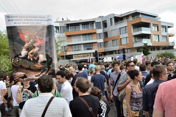 Ilustračný obrázok k článku Ďalšia náhoda v kauze Bašternák: Prokurátor má byt v komplexe Bonaparte