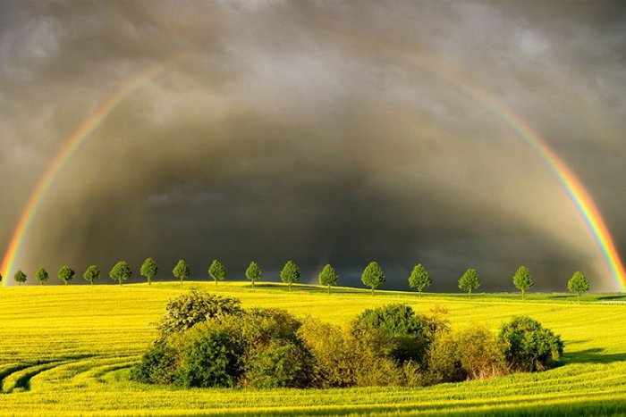 Ilustračný obrázok k článku RANNÁ ŠTVORKA: Riadne si zalietame vzduchom, spomienky zaletia aj k ikonickej Amy Winehouse