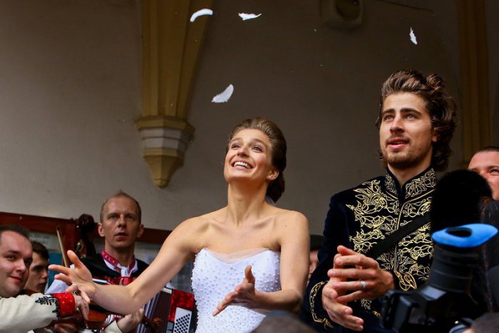 Ilustračný obrázok k článku SVET O SLOVENSKU: Katka Saganová boduje krásou i múdrosťou