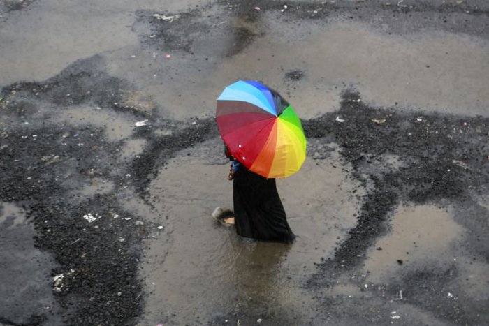 Ilustračný obrázok k článku RANNÁ ŠTVORKA: Dusné počasie osviežia prehánky. Oslavujú Anny a Hany