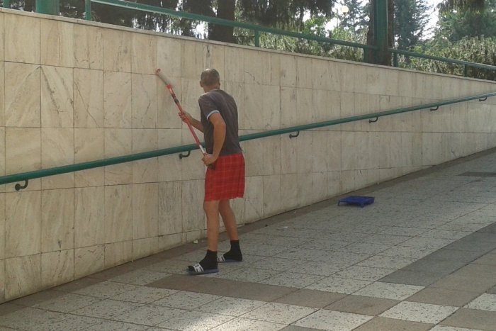 Ilustračný obrázok k článku Grafity v považskobystrickom podchode: Radnica má plán