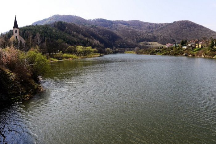 Ilustračný obrázok k článku Spoznajte zaujímavú lokalitu: "Východniarsky" Ružín v centre hlavného mesta