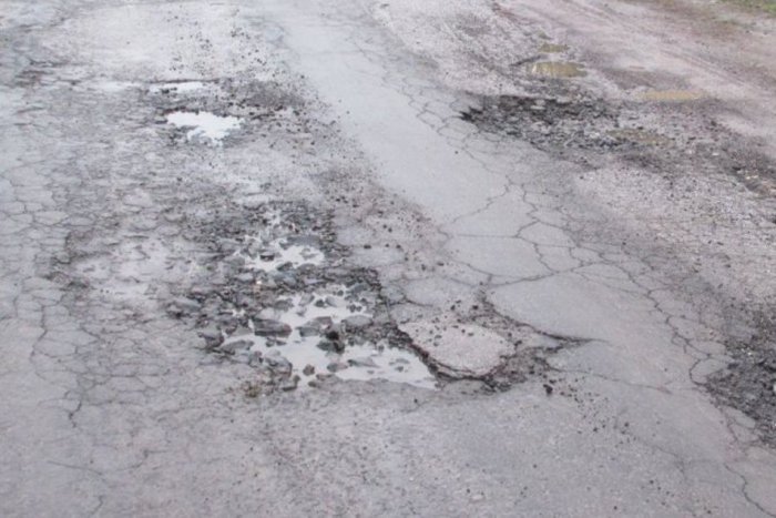 Ilustračný obrázok k článku Podtatranskí vodiči sa potešia: Cesta na Zamagurie bude ako nová