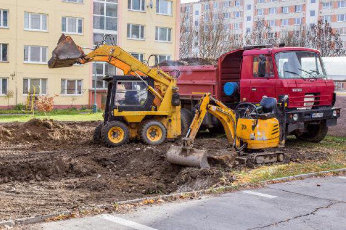 Ilustračný obrázok k článku FOTO: Brezno v boji s nedostatkom parkovacích miest. Kde a koľko ich pribudlo?