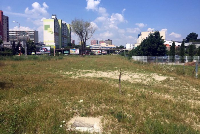 Ilustračný obrázok k článku V Karlovej Vsi budete môcť tráviť čas v modernom parku