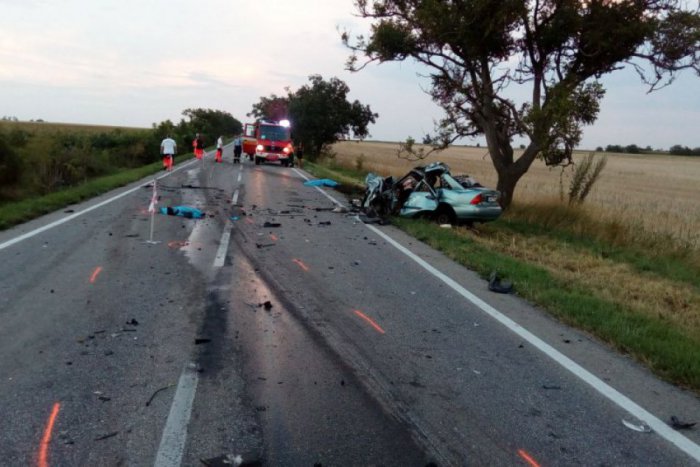 Ilustračný obrázok k článku Veľké nešťastie pri Nitre. Pri autonehode zomreli rodičia i syn, z dcéry je sirota