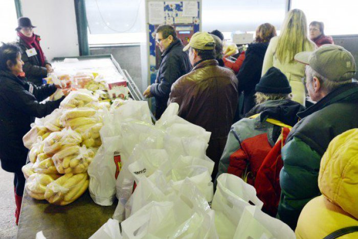 Ilustračný obrázok k článku Ľudia v hmotnej núdzi získajú potravinové balíčky