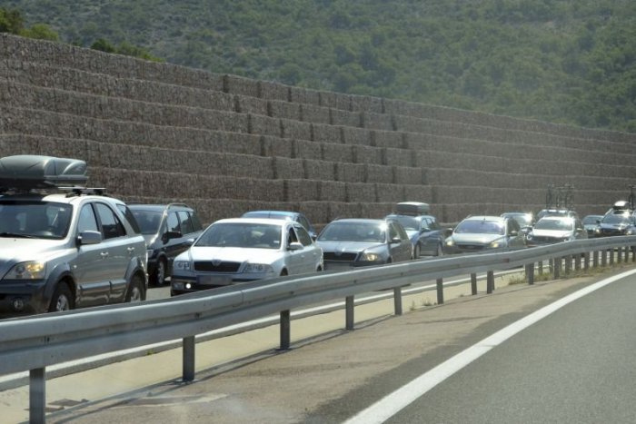 Ilustračný obrázok k článku Idete do Chorvátska? Pripravte sa na dopravný kolaps, kolóny a uzávierky