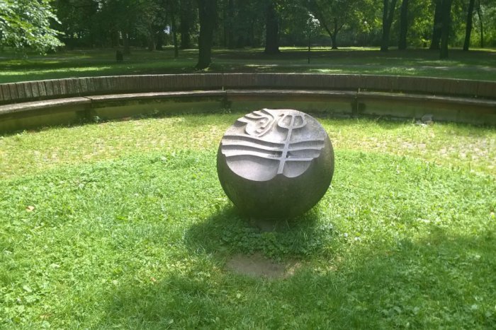 Ilustračný obrázok k článku Znamenia zverokruhu slúžia ako stretávacie body v parku