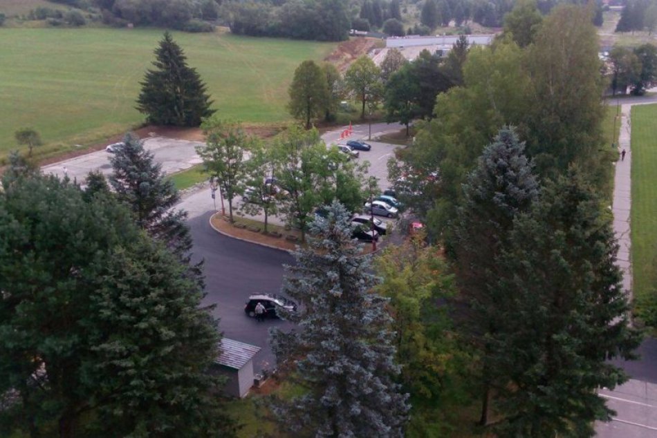 Ilustračný obrázok k článku HLASUJTE: Novinka v nemocnici rozdelila Brezňanov. Aký názor máte vy?