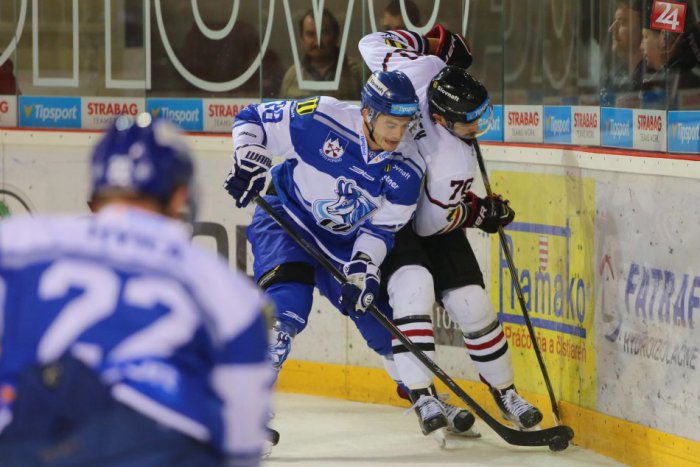 Ilustračný obrázok k článku Zostava popradských kamzíkov začína mať ostré črty: Prekvapil nový brankár