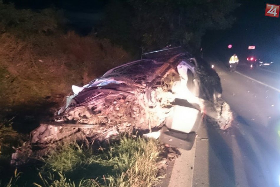 Ilustračný obrázok k článku Tragická noc na podtatranských cestách: Smrť si počkala pri strome