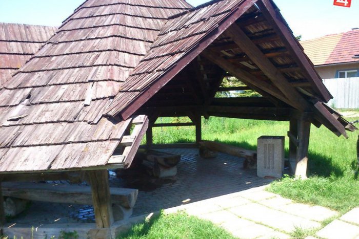 Ilustračný obrázok k článku FOTO: Tekutý poklad len kúsok od Bystrice. Zo zeme vyviera hotový dar prírody