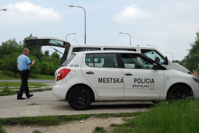 Ilustračný obrázok k článku Okrsková stanica Dúbravka má nového veliteľa