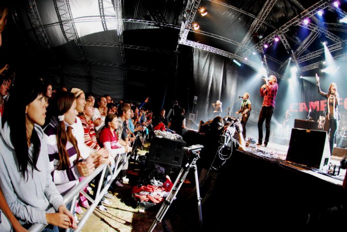 Ilustračný obrázok k článku Festival Campfest píše svoj príbeh už 18 rokov: Na ktoré kapely sa môžete tešiť tento rok ?