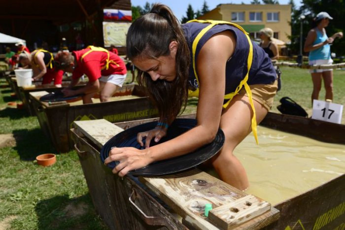 Ilustračný obrázok k článku TIPY NA VÍKEND: Oslavy cukrárov, ryžovanie zlata i stretnutie veteránov