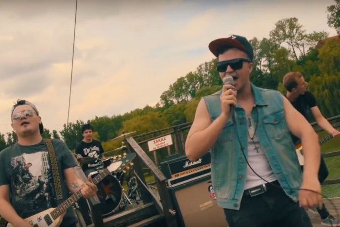 Ilustračný obrázok k článku VIDEO: Bystrická kapela Rock Reunion v novom klipe: Najkrajšie veci sú v živote zdarma
