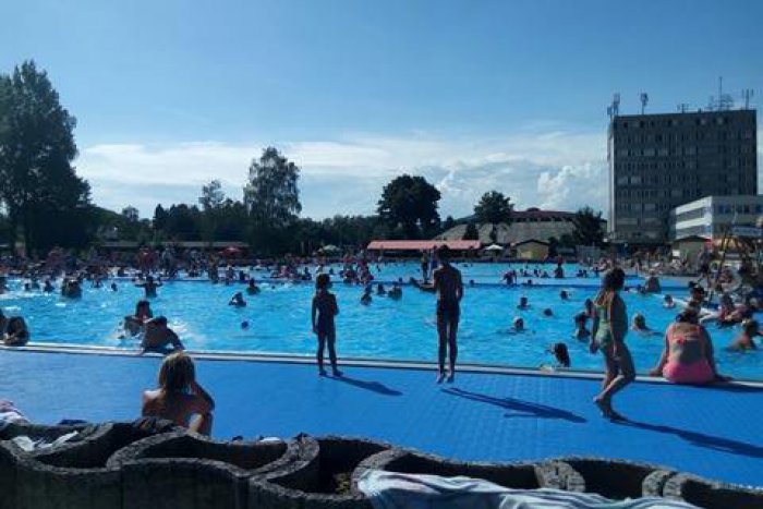 Ilustračný obrázok k článku ANKETA: Čo sa najviac páči návštevníkom žilinského kúpaliska?