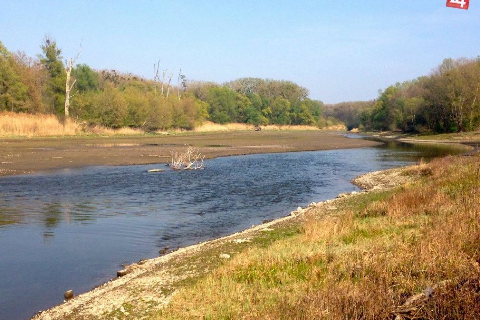 Ilustračný obrázok k článku Bratislava a BSK nesúhlasia so zlúčením Správ CHKO Dunajské luhy a Ponitrie