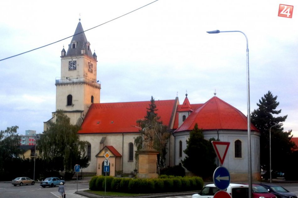 Ilustračný obrázok k článku Chodíme ním denne, ale viete o tom? Vzácnosti, aké ukrýva hlohovské námestie