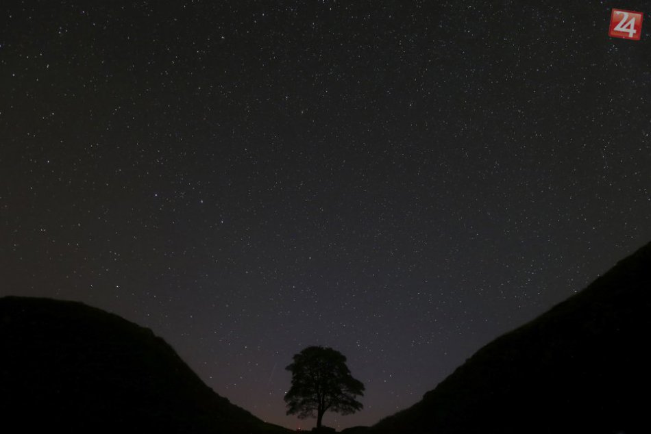 Ilustračný obrázok k článku Okolo Lucie nás čaká vesmírne divadlo: Môžete vidieť množstvo meteorov i prelet asteroidu