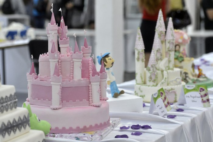 Ilustračný obrázok k článku Veľká súťaž cukrárov pod Zoborom: Torty budú rozprávkové!