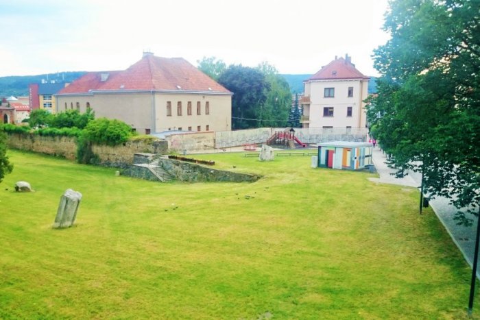 Ilustračný obrázok k článku Pochuťte si na čerstvom vzduchu: 5 miest v Prešove, kde je radosť mať piknik