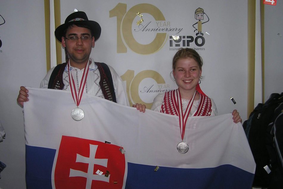 Ilustračný obrázok k článku Mladá vedkyňa Nela Gloríková (17): Biológia mi učarovala už v útlom detstve