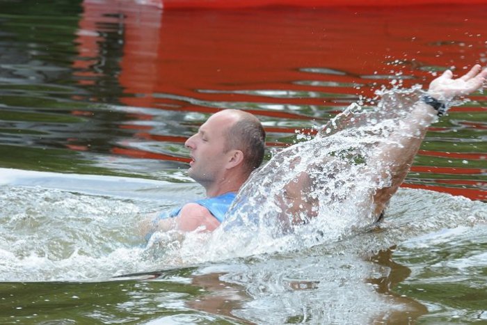 Ilustračný obrázok k článku Nepreceňujte svoje sily. Od začiatku leta sa utopilo už osem ľudí