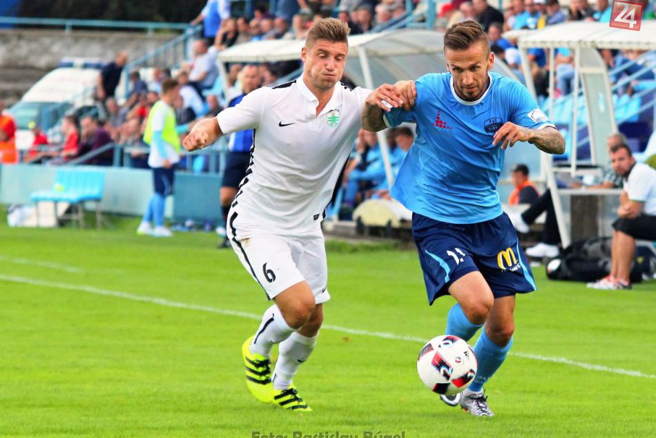 Ilustračný obrázok k článku FOTO: Hanba pod domácimi tribúnami, FC Nitra s nádielkou od Skalice