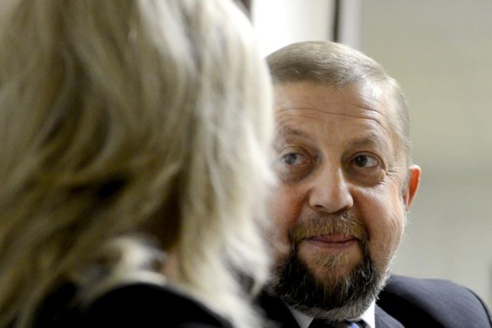 Ilustračný obrázok k článku Harabin žaluje Slovensko, chce sa dostať k tisícom eur