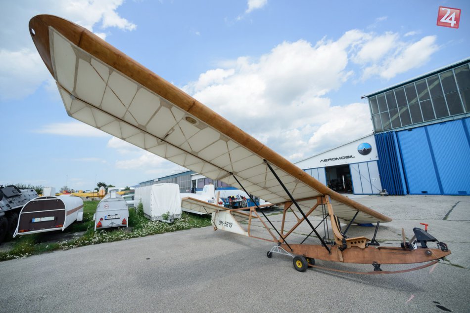 Ilustračný obrázok k článku V Nitre sa stretnú milovníci nostalgie: Nebo bude patriť historickým vetroňom