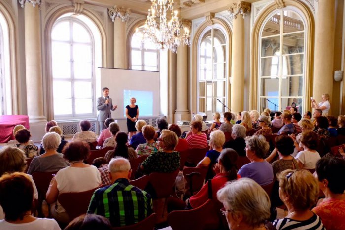 Ilustračný obrázok k článku Letná bratislavská univerzita seniorov aj tento rok zožala úspech