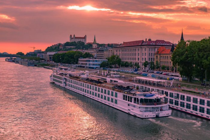 Ilustračný obrázok k článku HLASUJTE: Ktorá fotka by si zaslúžila titul „Najkrajšia fotka Bratislavy“?