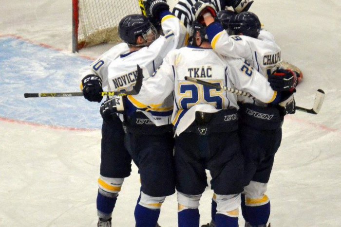 Ilustračný obrázok k článku Nádielka ako hrom: Prešovskí hokejisti zdolali Považskú Bystricu vysoko 8:0