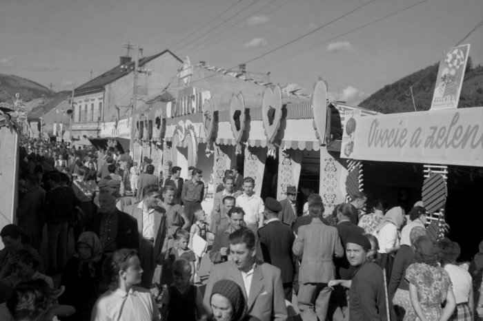 Ilustračný obrázok k článku Radvanský JARMOK už klope na dvere: Viete však, ako vyzeral pred takmer 70 rokmi, FOTO