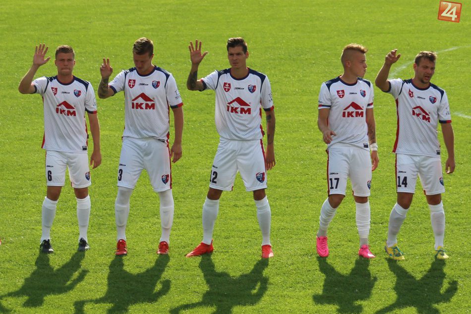 Ilustračný obrázok k článku FOTO: Nový futbalový štadión pokrstený: Zábery z domácej premiéry Zvolenčanov