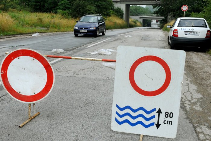 Ilustračný obrázok k článku Jarovce bojujú s dažďovou vodou pomocou novej technológie