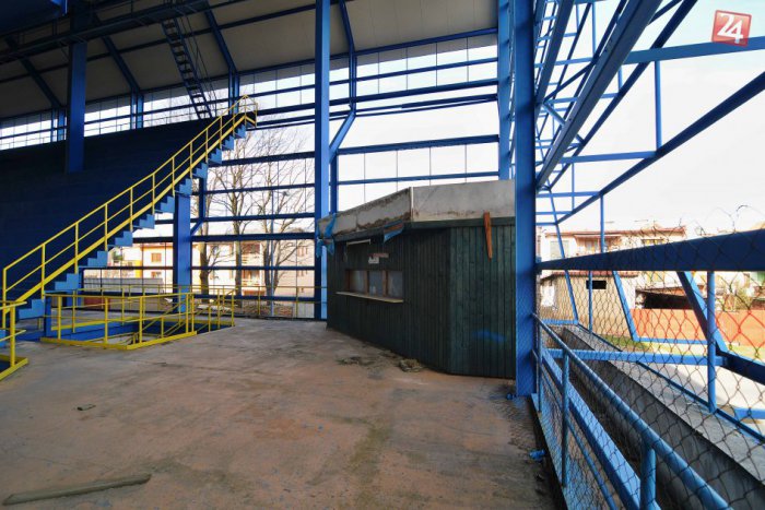 Ilustračný obrázok k článku Kežmarský štadión by mal stáť do roka: Mesto dostalo od vlády peniaze