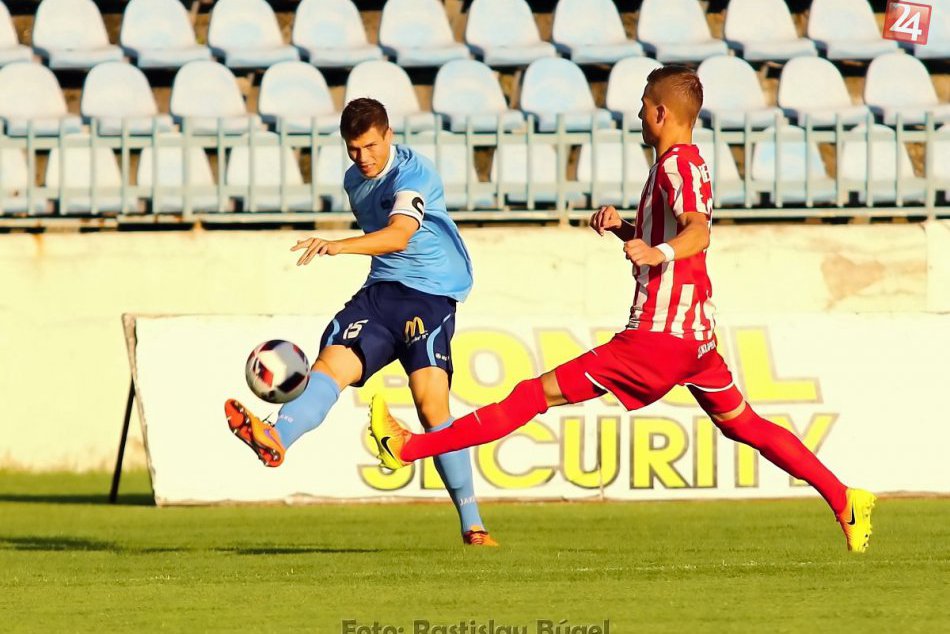 Ilustračný obrázok k článku Futbalový víkend: Sumár ligových výsledkov v novozámockom okrese