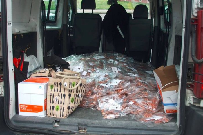 Ilustračný obrázok k článku Pomsta exekútorovi po slovensky: Päťtisíc eur prieniesol muž z Detvy v centoch!