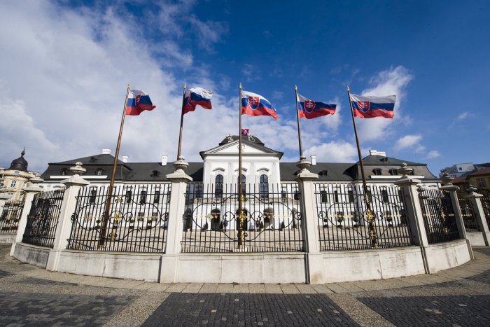 Ilustračný obrázok k článku Pri príležitosti štátneho sviatku SR budú viať vlajky