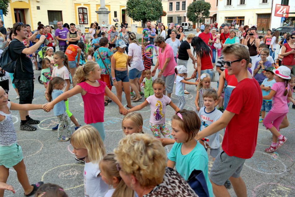 Ilustračný obrázok k článku Jesenné detské lákadlá. TOP 5 októbrových akcií pre malých Lučenčanov