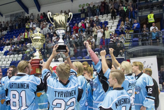 Ilustračný obrázok k článku Tatranský pohár zaslúžene putuje do Fínska: Pelikánom podľahli aj českí oceliari